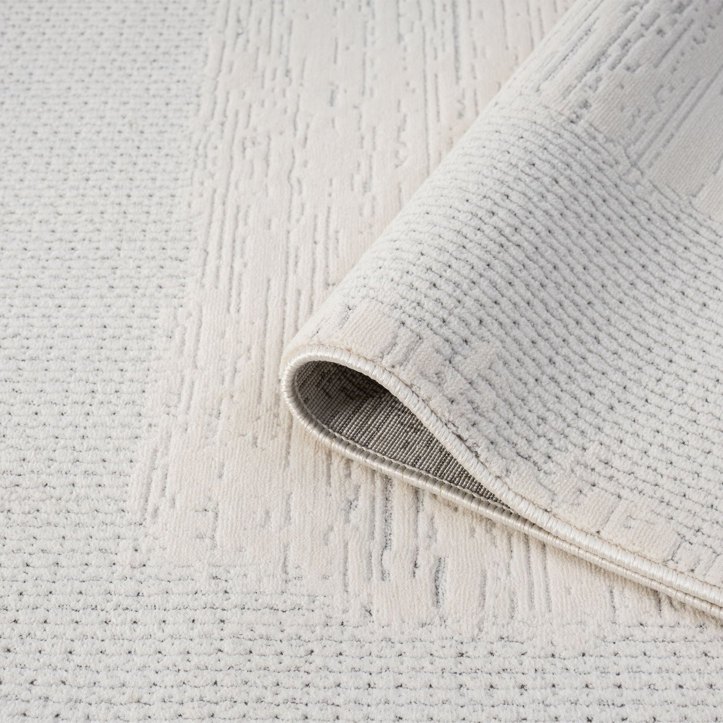 Lavish 715 Ivory Runner