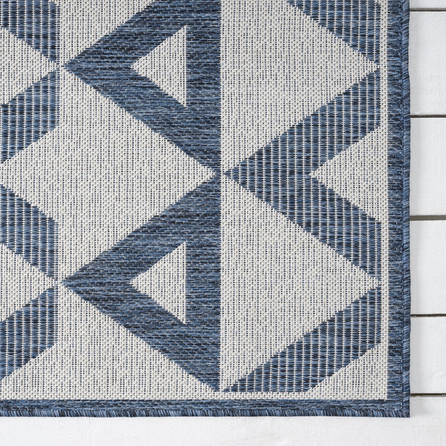 Patio 457 Indigo Runner
